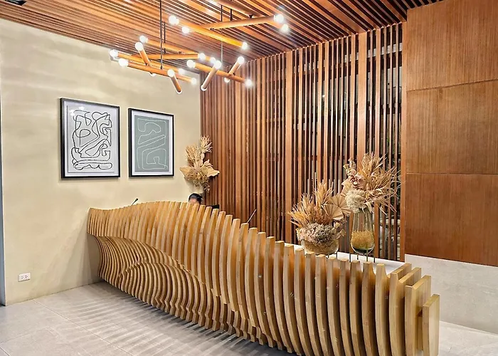 Be Residences 915 With Pool, Gym, And Sauna 3*